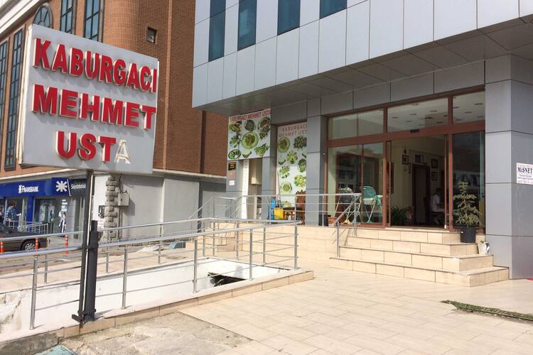 Kaburgaci Mehmet Usta Baglarbasi Maltepe Istanbul